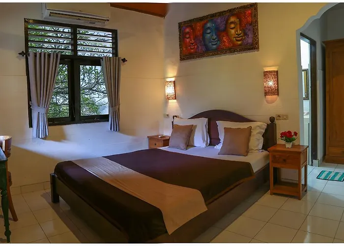 Donna * Sanur (Bali)